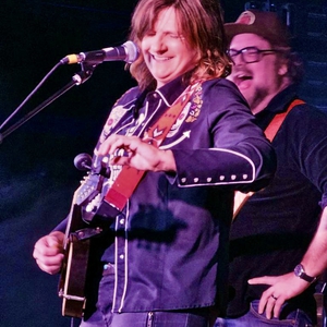 Amy Ray at Cincinnati, OH in Ludlow Garage 2023