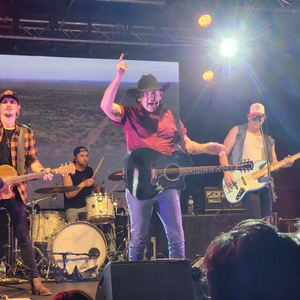 Lee Kernaghan at Townsville, Australia in Kirwan Tavern 2023