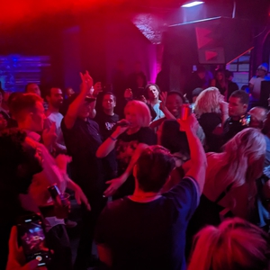 Emma Hewitt at Portland, OR in 45 East 2023
