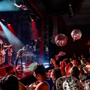 Wallice at Los Angeles, CA in El Rey Theatre 2023