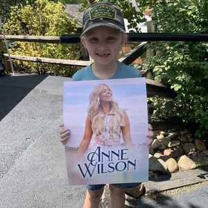 Anne Wilson at Pigeon Forge, TN in Dollywood 2023