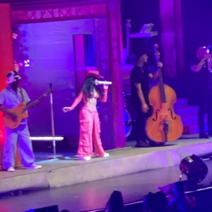 Becky G チケット, 2026-2027 コンサートツアーの日程と詳細 | Bandsintown