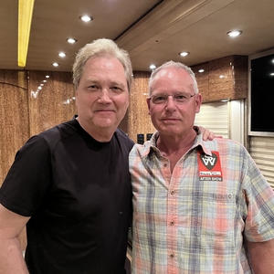 Steve Wariner at Bartonville, TX in Marty B's 2023