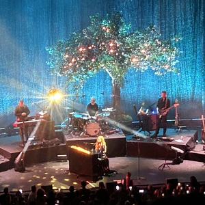 Freya Ridings at London, United Kingdom in Eventim Apollo 2023