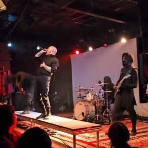 Aviana at Chicago, IL in Bottom Lounge 2024
