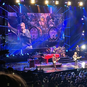 Journey at Madison, WI in Kohl Center 2024