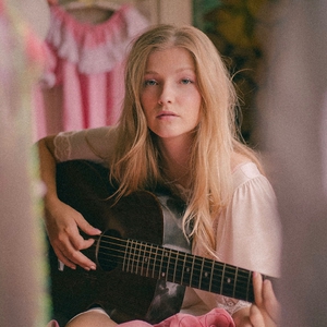 Jennie Harluk Tickets, Tour Dates and %{concertOrShowText}