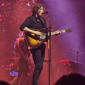 Dean Lewis at Portland, OR in Moda Center 2025