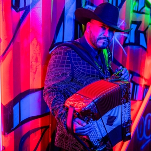 Ramon Ayala playing accordion in 2025 tour