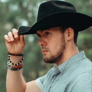 Ricky Valido @ Hollywood Beach Theatre