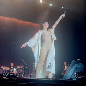 Idina Menzel at Seattle, WA in Paramount Theatre 2024