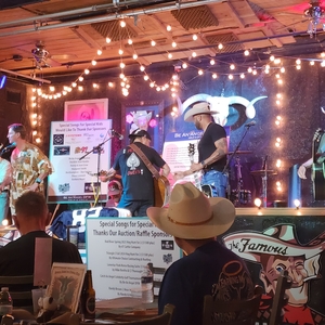 Coffey Anderson at Fort Worth, TX in Lil' Red's Longhorn Saloon 2024