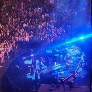 Jeff Lynne's ELO at Dallas, TX in American Airlines Center 2024