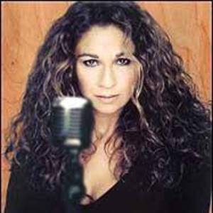 Lolita Flores