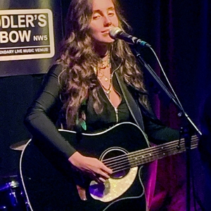 Isabella Coulstock at Camden, United Kingdom in Fiddlers Elbow 2024