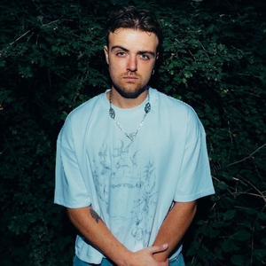 LARROSA Tickets, Tour Dates and Concert