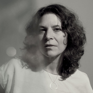 Kris Delmhorst Tickets, Tour Dates and Concerts