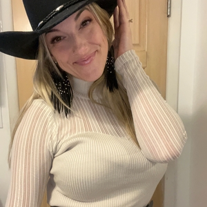 Amy Newhart Tickets, Tour Dates and Concerts