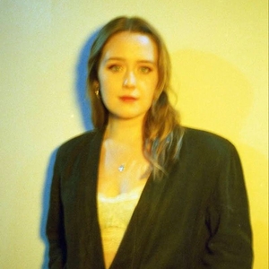 Julia Logue Tickets, Tour Dates and Concerts