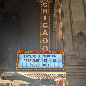 Taylor Tomlinson at Chicago, IL in The Chicago Theatre 2025