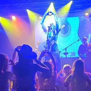 Burning Red - The Australian Taylor Swift Tribute Show @ Club Kilsyth