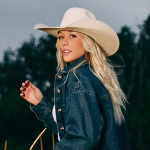 Sara Berki Tickets, Tour Dates and %{concertOrShowText}