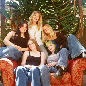 Erica Avenue @ Bar Open