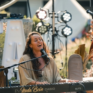 Neda Boin Tickets, Tour Dates and Concerts