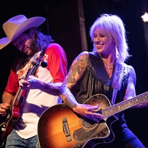 Darci Carlson Seattle Tickets, Little Red Hen Apr 04, 2025 | Bandsintown