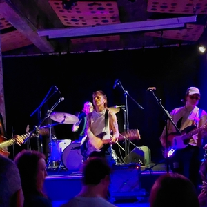 Thus Love at Glasgow, United Kingdom in Stereo 2025