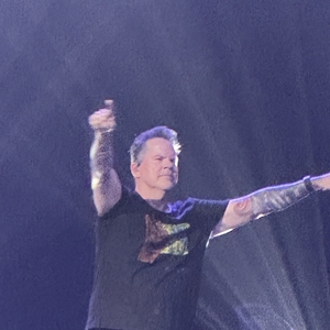 Gary Allan at Highland Heights, KY in Truist Arena 2025