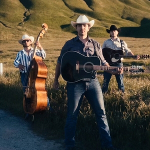 Los Hermanos Mendoza Tickets, Tour Dates and Concerts
