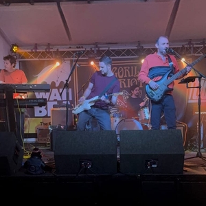 Perfect Cadence @ Memorial Gardens, Belper