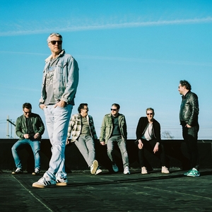 IOS  - IS OOK SCHITTEREND Tickets, Tour Dates and Concerts