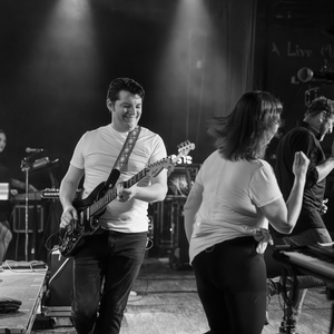 Billets, dates de tournée et concerts pour Found a Job