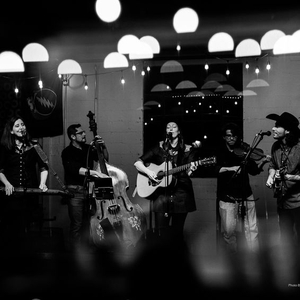 Fox Crossing Stringband Tickets, Tour Dates and Concerts