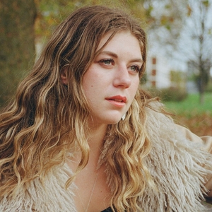 Ella Clayton @ Dalston Eastern Curve Garden