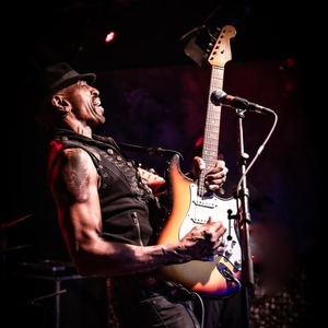 Dennis Jones Band @ Dala’s Nest House Concerts