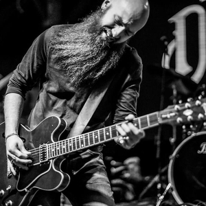 Dyer Davis Tickets, Tourdaten und Konzerte