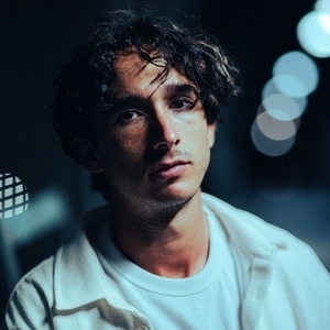 Dom Moore Tickets, Tour Dates and Concert