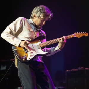Eric Johnson Tickets, Tour Dates and Concerts