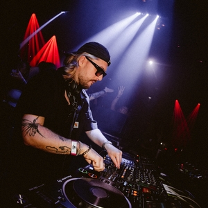 Wave Wave at Ibiza, Spain in Pacha 2025