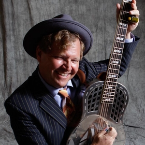 Catfish Keith @ Liverpool Philharmonic Hall