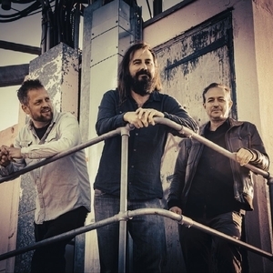 Verra Cruz Tickets, Tour Dates and %{concertOrShowText}