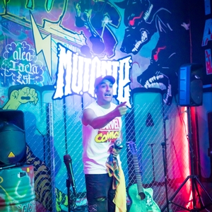 ROQUE NUÑEZ at Sevilla, Spain in Bar Mutante 2025
