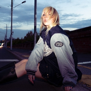 Lotte Gallagher Tickets, Tour Dates and Concerts