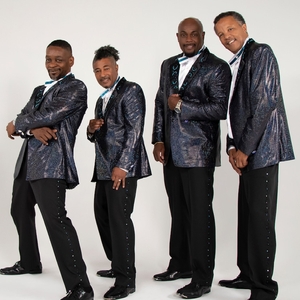The Spinners @ The Des Plaines Theatre