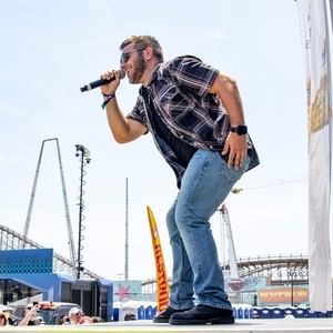 Holdyn Barder Tickets, Tour Dates and Concert