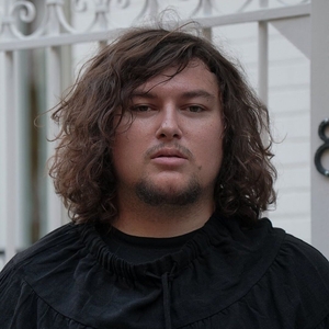 Léo Tickets, Tour Dates and Concert