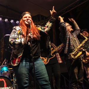 Mae Simpson Tickets, Tour Dates and Concerts